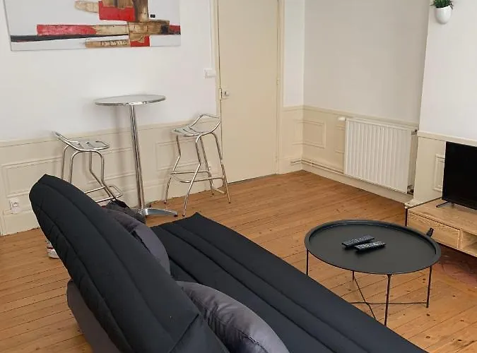 Le Voltaire 4 Chez Adrien Hyper Centre